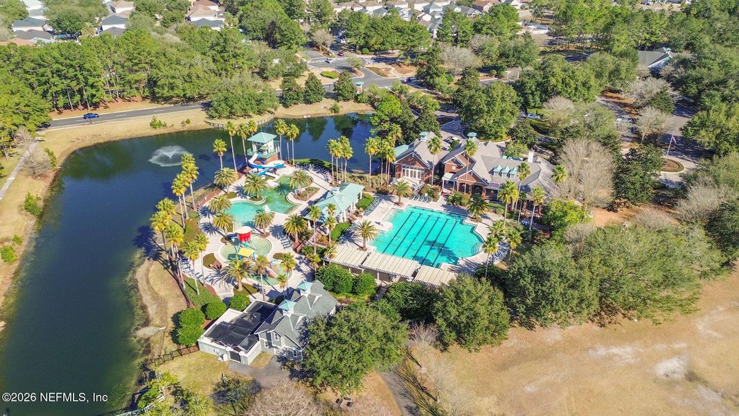 Community amenities in , Orange Park (Image 32).