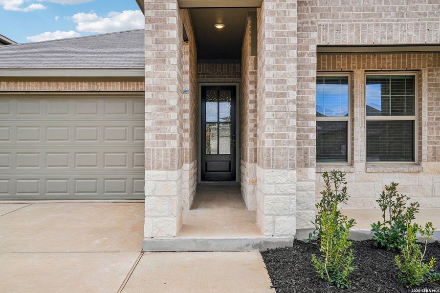 Exterior details and patio area of a home in Lark Canyon, New Braunfels (Image 3).