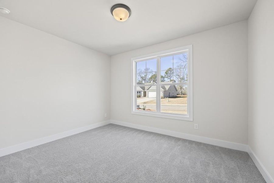 Spacious, unfurnished interior of a new home in , Hartwell (Image 42).