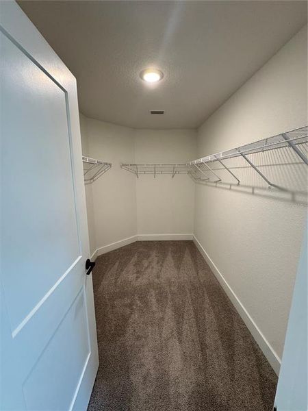 Spacious, unfurnished interior of a new home in Watercress Cove, North Port (Image 12). Spacious, unfurnished interior of a new home in Watercress Cove, North Port (Image 12).
