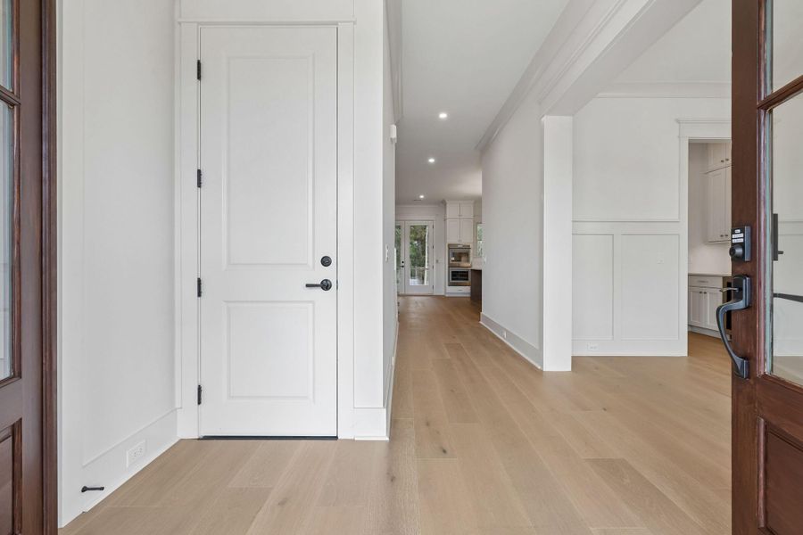 Spacious, unfurnished interior of a new home in , Johns Island (Image 53). Spacious, unfurnished interior of a new home in , Johns Island (Image 53).
