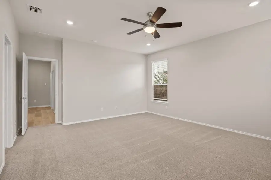 Spacious, unfurnished interior of a new home in Hidden Trails, Belton (Image 24). Spacious, unfurnished interior of a new home in Hidden Trails, Belton (Image 24).