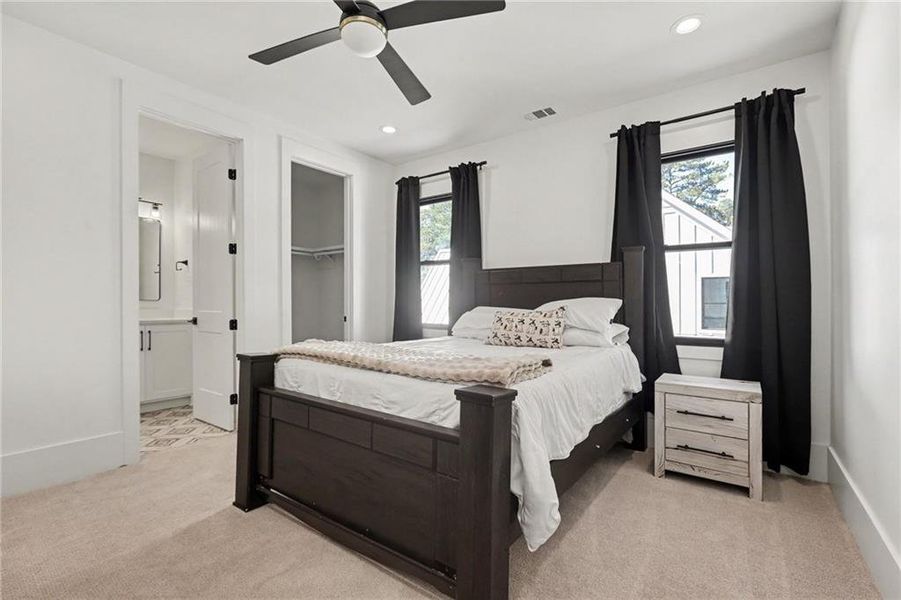 Furnished interior view inside a new home in , Alpharetta (Image 51).