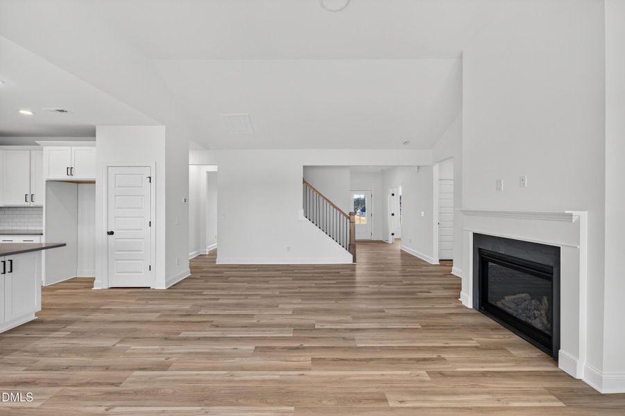 9 -66 tennyson drive, interior