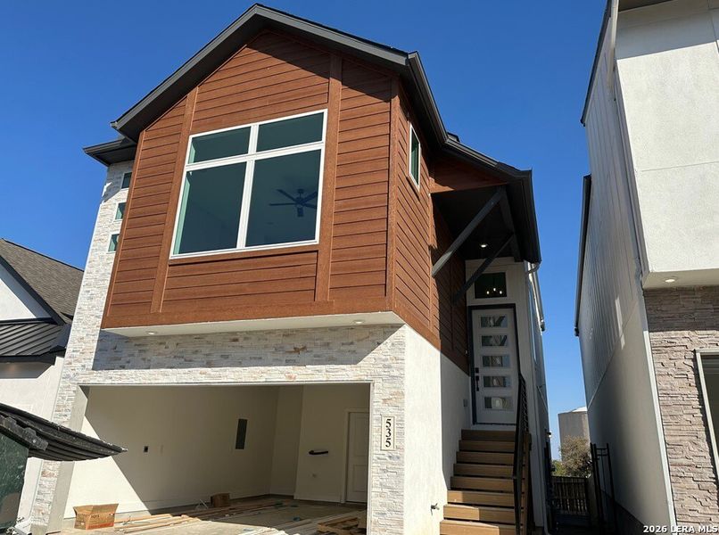 Image 45 of a home in Centero at Stone Oak. Image 45 of a home in Centero at Stone Oak.