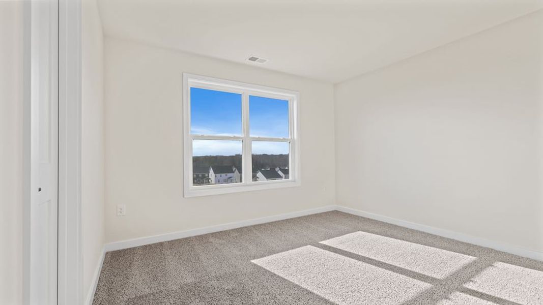 Spacious, unfurnished interior of a new home in Adams Glen, Mauldin (Image 28).