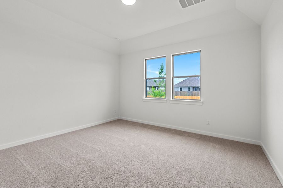 Spacious, unfurnished interior of a new home in Prairie Winds, Hutto (Image 26).