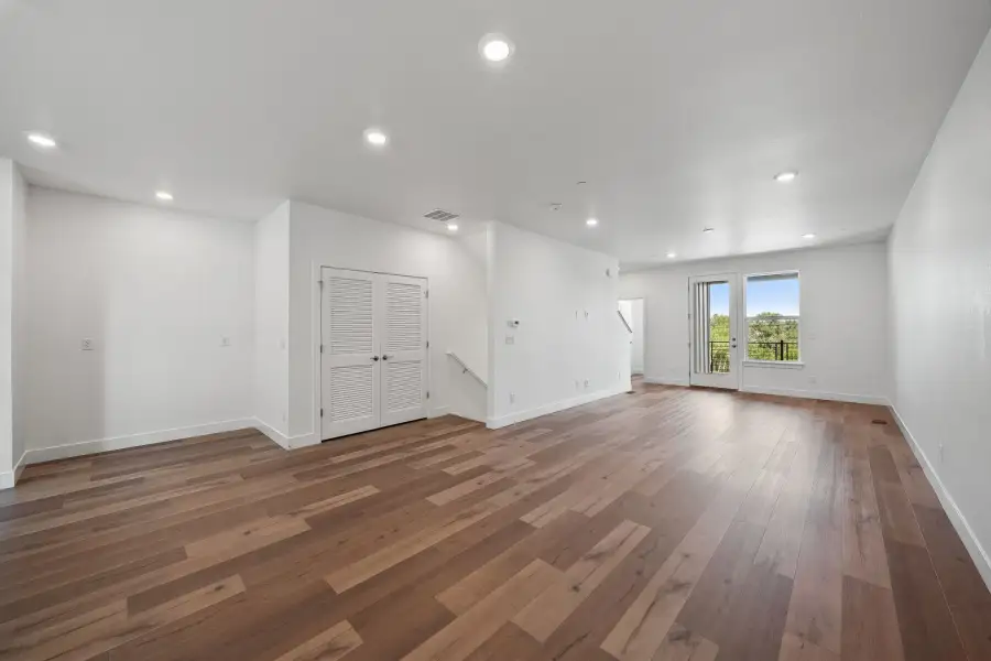 Spacious, unfurnished interior of a new home in Berkeley Villas, Denver (Image 16).