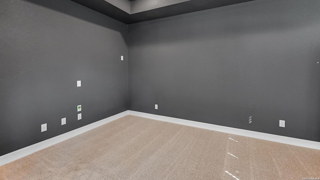 Spacious, unfurnished interior of a new home in Thornebrook, Bulverde (Image 18).