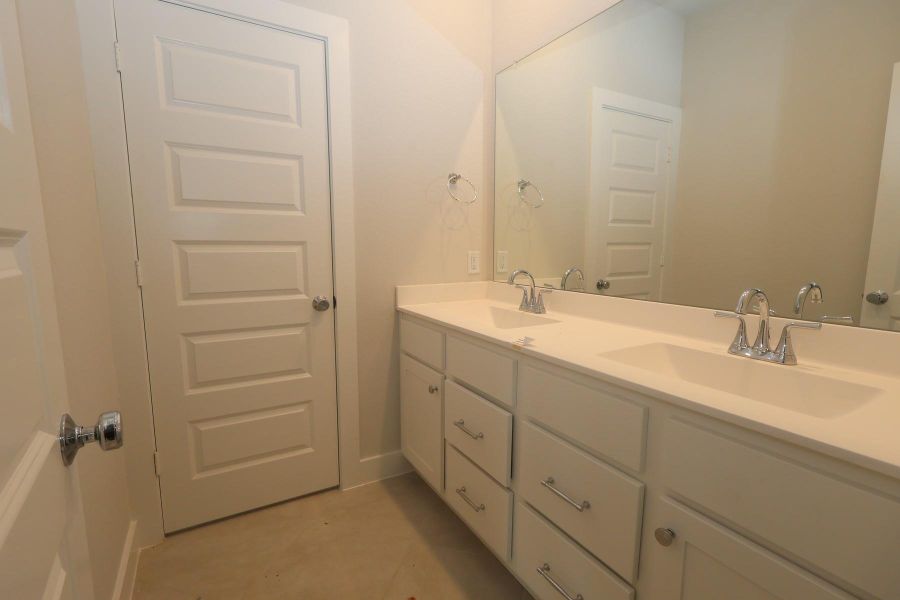 Furnished interior view inside a new home in Clopton Farms, Montgomery (Image 4).