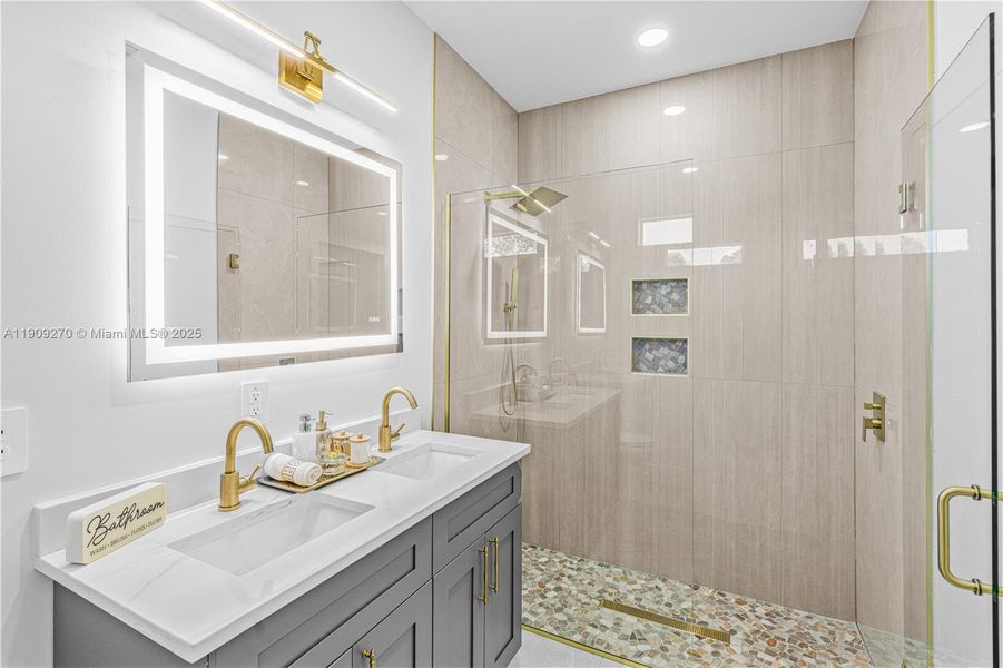 Furnished interior view inside a new home in , Lehigh Acres (Image 9). Furnished interior view inside a new home in , Lehigh Acres (Image 9).