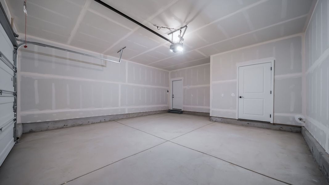 Spacious, unfurnished interior of a new home in The Reserve at Green Valley Ranch, Aurora (Image 21). Spacious, unfurnished interior of a new home in The Reserve at Green Valley Ranch, Aurora (Image 21).
