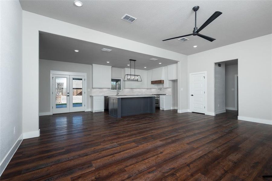 Spacious, unfurnished interior of a new home in , Graham (Image 24).