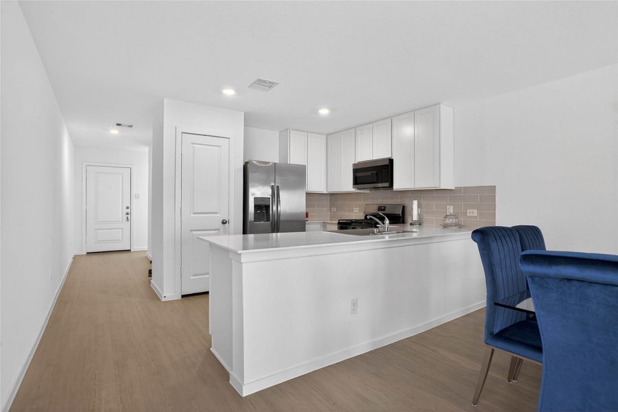 Furnished interior view inside a new home in Anniston, Katy (Image 6).