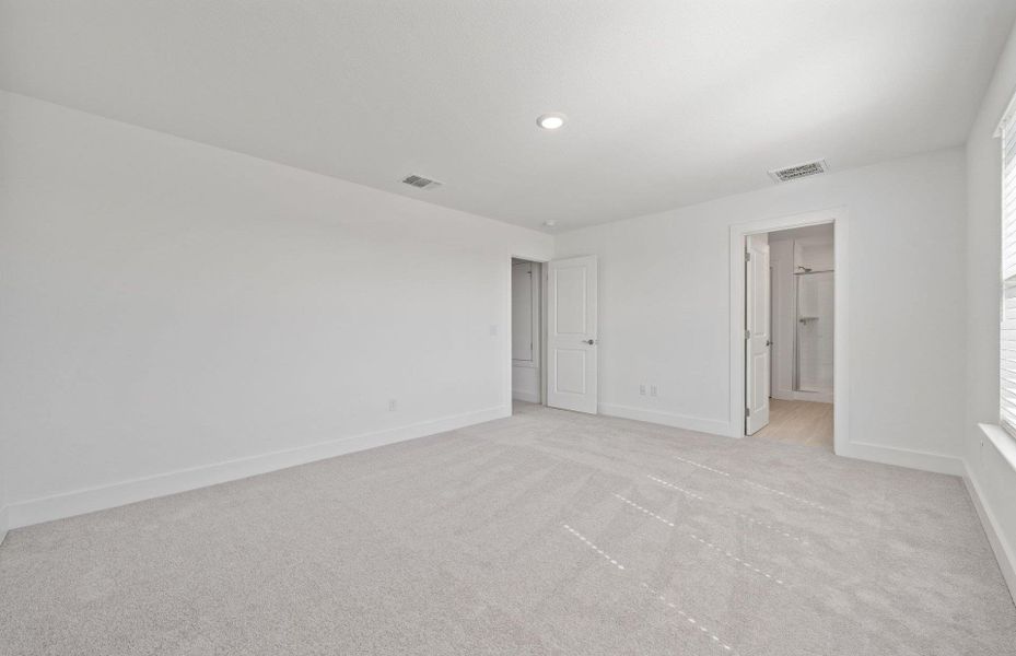 Spacious, unfurnished interior of a new home in Crosswinds, Kyle (Image 15). Spacious, unfurnished interior of a new home in Crosswinds, Kyle (Image 15).
