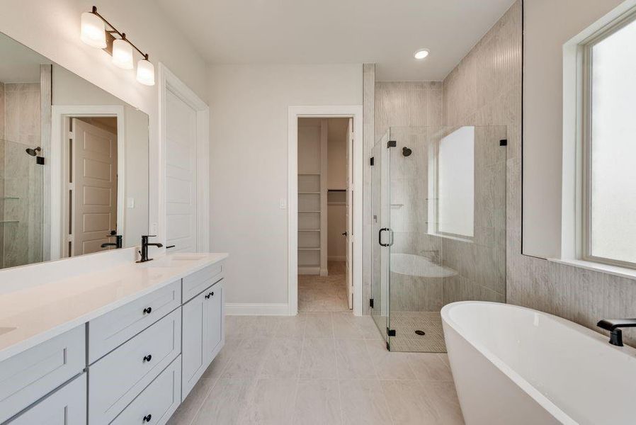 Furnished interior view inside a new home in Villages of Creekwood, Frisco (Image 10). Furnished interior view inside a new home in Villages of Creekwood, Frisco (Image 10).