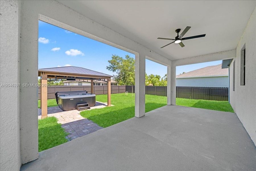 Exterior details and patio area of a home in , Cape Coral (Image 26). Exterior details and patio area of a home in , Cape Coral (Image 26).