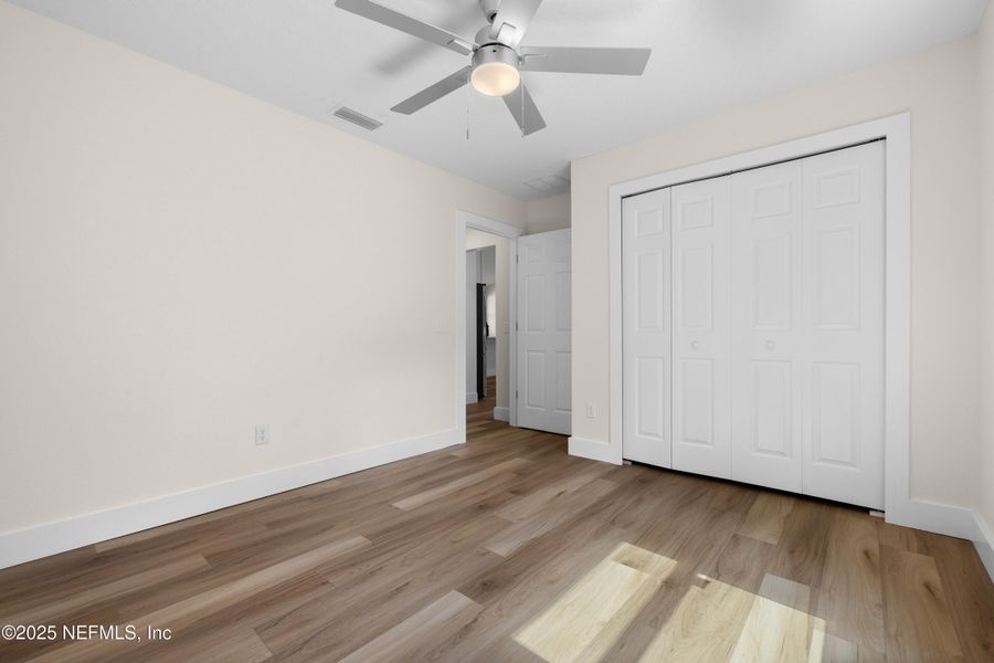 Spacious, unfurnished interior of a new home in , Crescent City (Image 15).