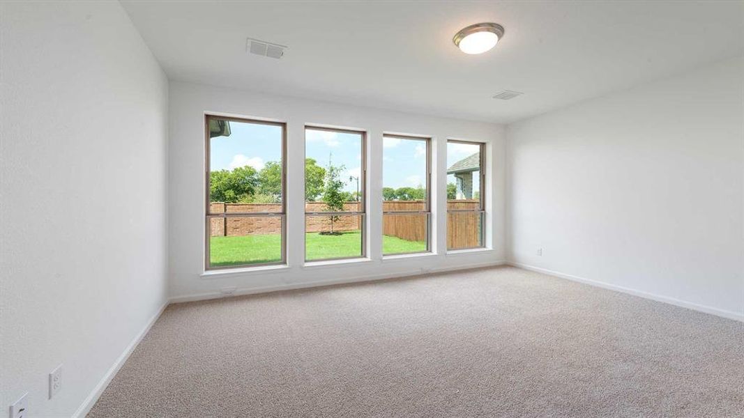 Spacious, unfurnished interior of a new home in Devonshire - Reserve 45', Forney (Image 11). Spacious, unfurnished interior of a new home in Devonshire - Reserve 45', Forney (Image 11).