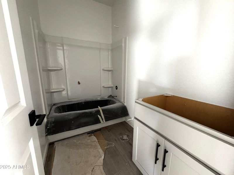 9 - Bath 2 9 - Bath 2