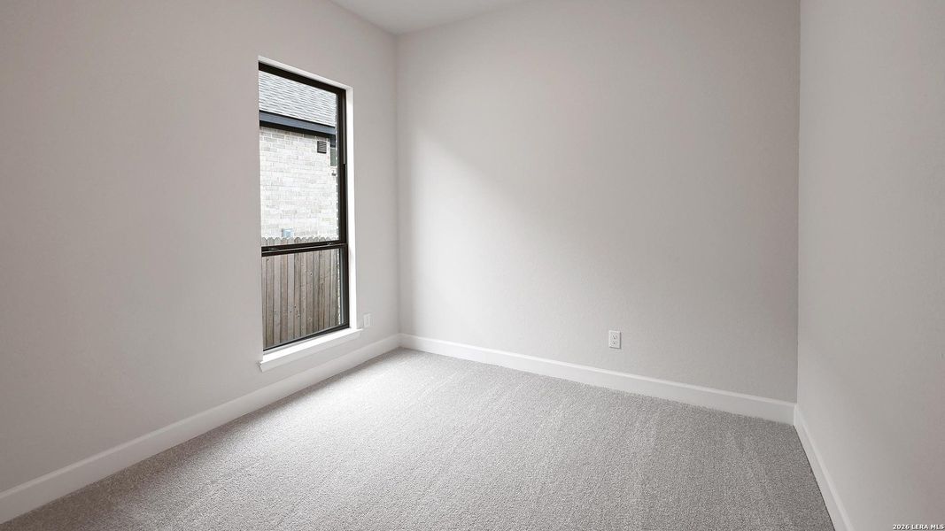 Spacious, unfurnished interior of a new home in Johnson Ranch, Bulverde (Image 17).