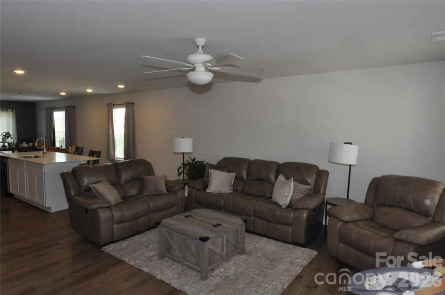 Furnished interior view inside a new home in Walkers Mill, Edgemoor (Image 18). Furnished interior view inside a new home in Walkers Mill, Edgemoor (Image 18).