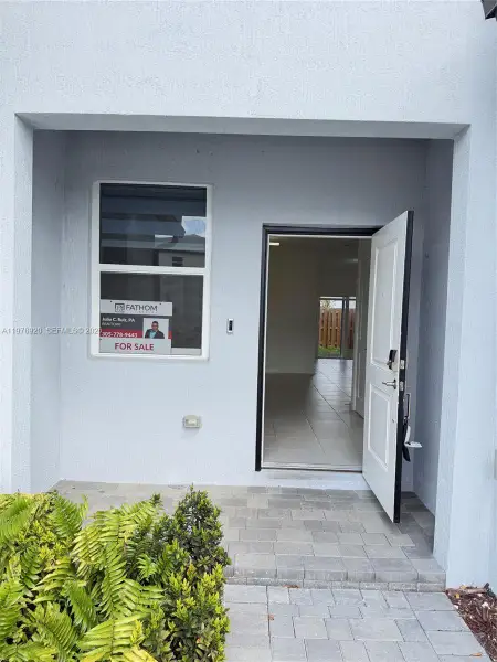 Exterior details and patio area of a home in , Homestead (Image 3).