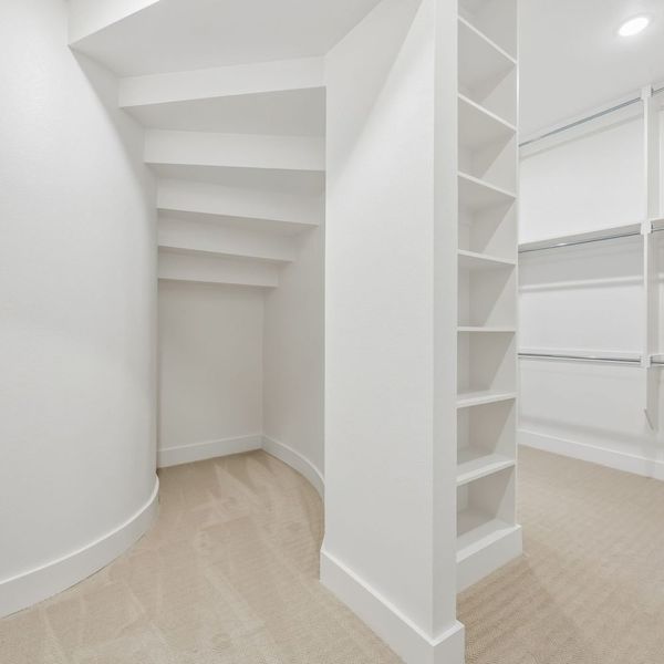Spacious, unfurnished interior of a new home in StarView, Prosper (Image 60). Spacious, unfurnished interior of a new home in StarView, Prosper (Image 60).