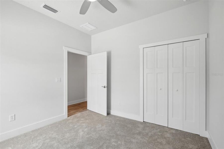 Spacious, unfurnished interior of a new home in , Sun City Center (Image 19).