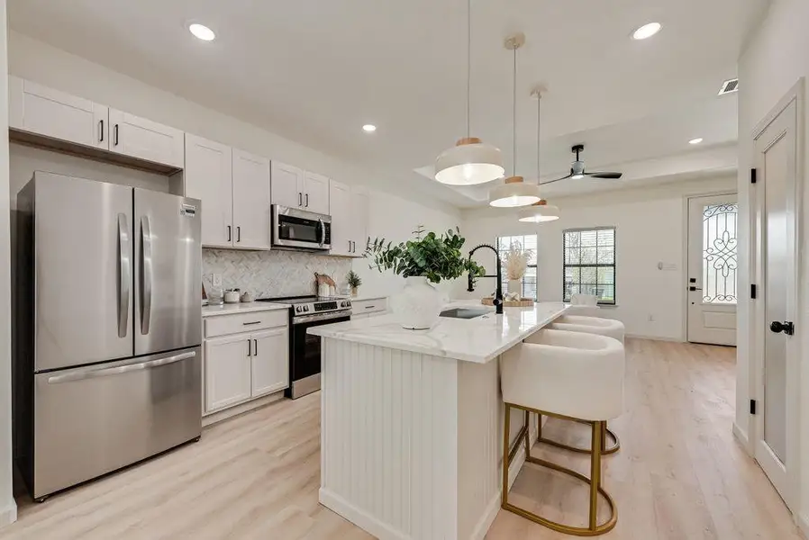 Furnished interior view inside a new home in , Fort Worth (Image 5).