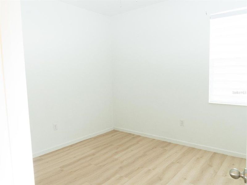 Spacious, unfurnished interior of a new home in Cypress Park Estates, Haines City (Image 25).