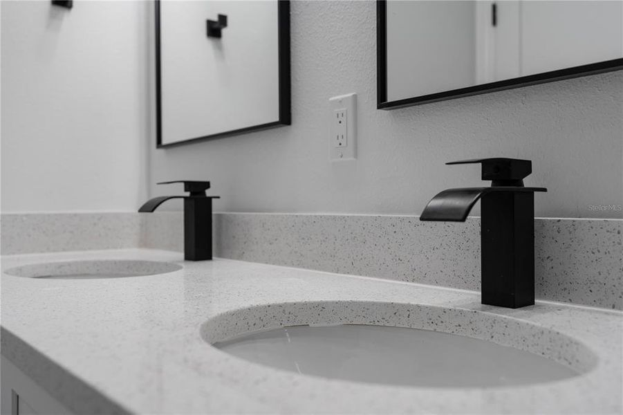 Furnished interior view inside a new home in , Ocala (Image 8).