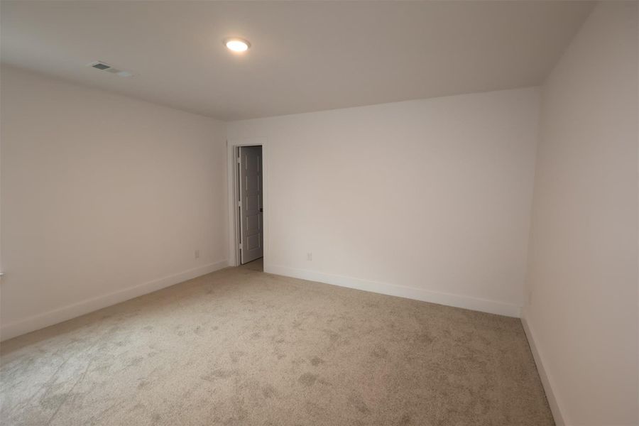 Spacious, unfurnished interior of a new home in Marvida, Cypress (Image 30). Spacious, unfurnished interior of a new home in Marvida, Cypress (Image 30).