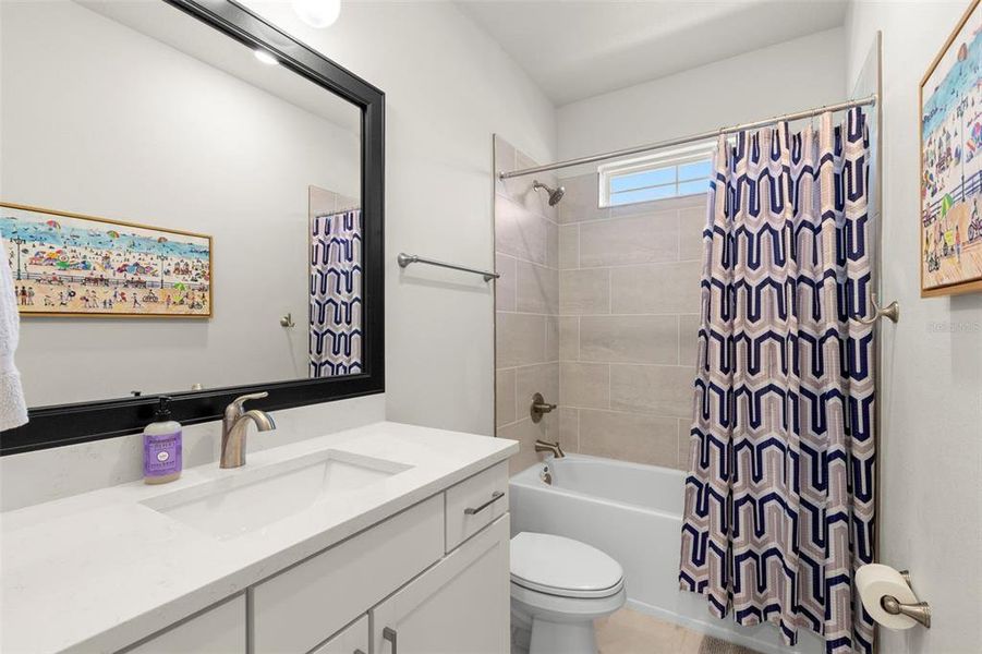 Furnished interior view inside a new home in , St. Petersburg (Image 37).