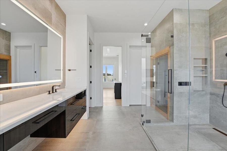 Furnished interior view inside a new home in , Orlando (Image 48).