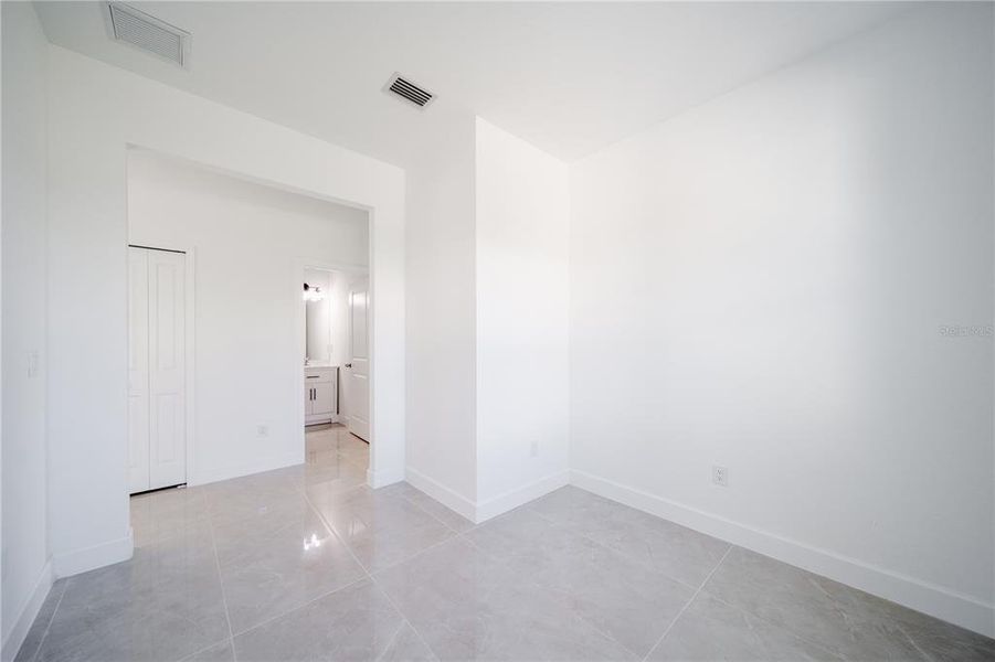 Spacious, unfurnished interior of a new home in , Port Charlotte (Image 16). Spacious, unfurnished interior of a new home in , Port Charlotte (Image 16).