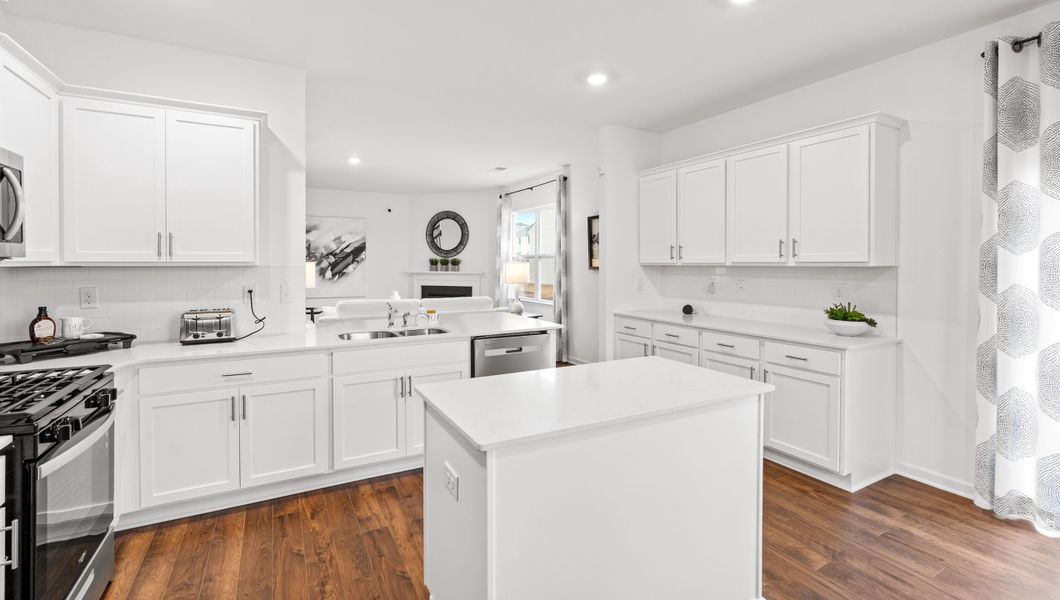 Furnished interior view inside a new home in Benjamin's Grove, Woodruff (Image 14).