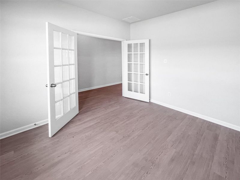 The Waring III- Study with French doors