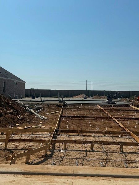 Every foundation at DWH is engineered and it’s inspected three times! We do not do “batch” testing. Rest easy knowing your foundation comes with a 10 year warranty. Every foundation at DWH is engineered and it’s inspected three times! We do not do “batch” testing. Rest easy knowing your foundation comes with a 10 year warranty.