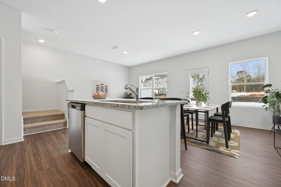 14-web-or-mls-Flagstone Wy-S0402-014