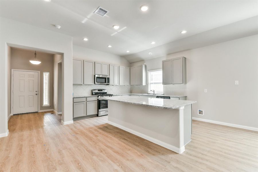 Furnished interior view inside a new home in King Oaks Village, Baytown (Image 6). Furnished interior view inside a new home in King Oaks Village, Baytown (Image 6).