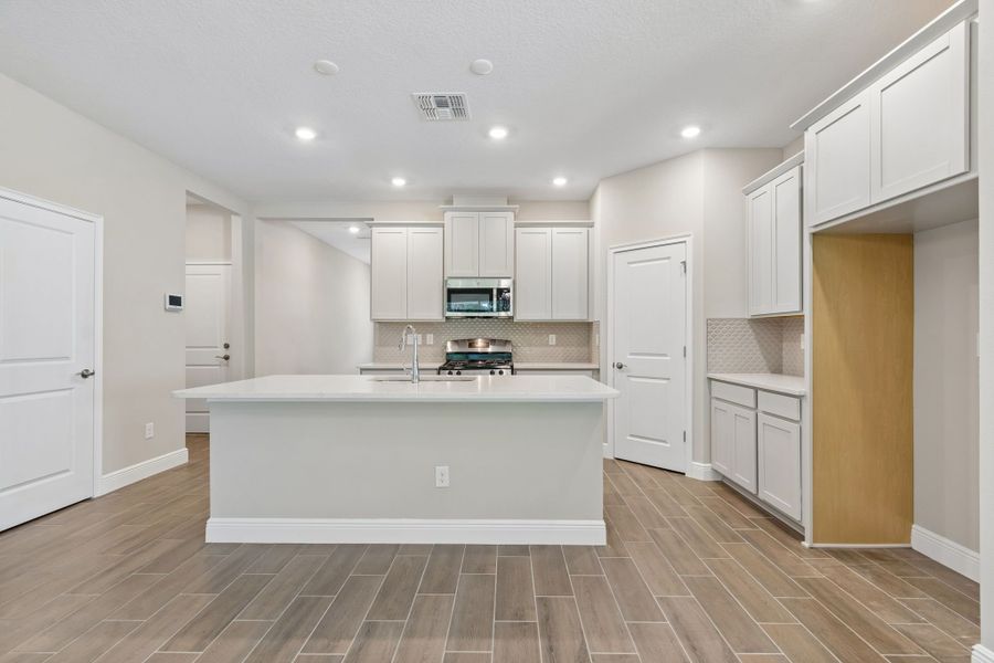 Furnished interior view inside a new home in Southern Hills Plantation, Brooksville (Image 29).