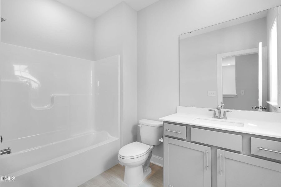 SUN_RetreatatRobertson_Pic_Waterbury-26