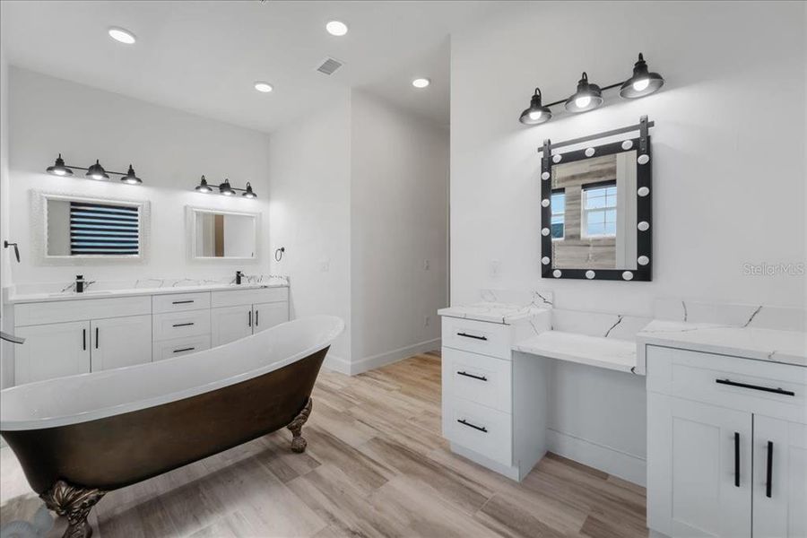 Furnished interior view inside a new home in , Port Charlotte (Image 32).