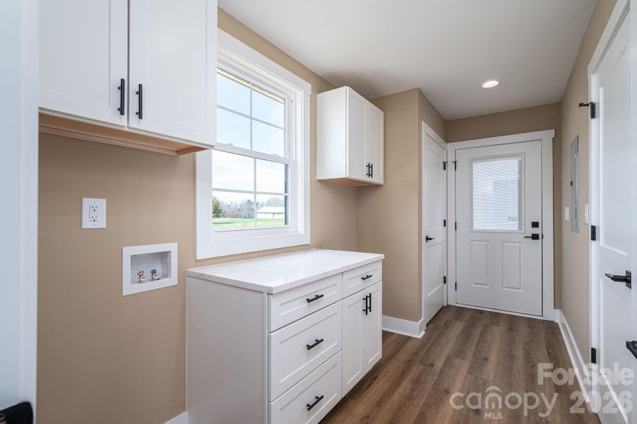 Laundry Room/Mud Room
