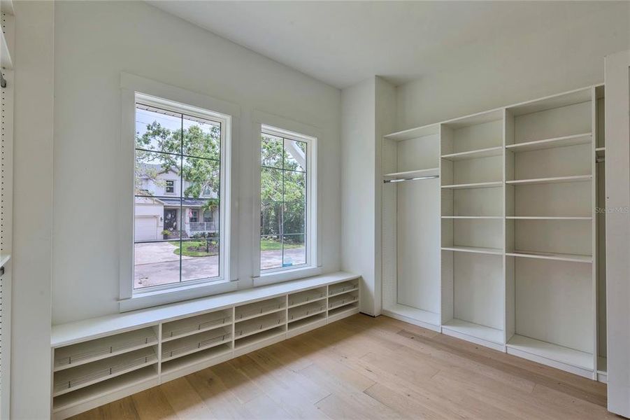 Spacious, unfurnished interior of a new home in , Tampa (Image 66). Spacious, unfurnished interior of a new home in , Tampa (Image 66).