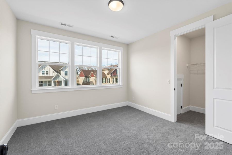 Spacious, unfurnished interior of a new home in Riverwalk, Rock Hill (Image 25).