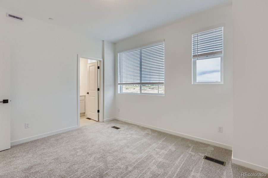 Spacious, unfurnished interior of a new home in , Broomfield (Image 21).