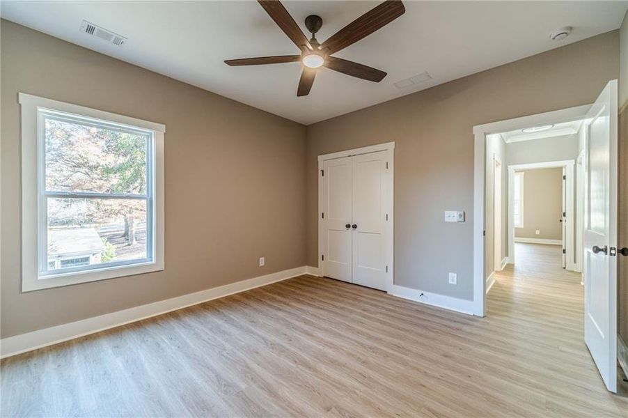 Spacious, unfurnished interior of a new home in , Monroe (Image 47).