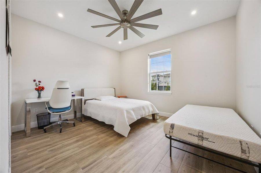 Furnished interior view inside a new home in , Minneola (Image 32).